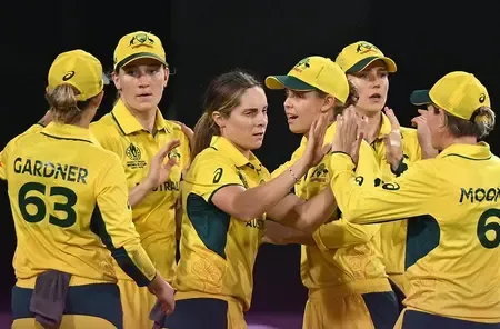 Women’s World Cup: Gardner outshines Devine as Australia launch title defence with emphatic win (ld)