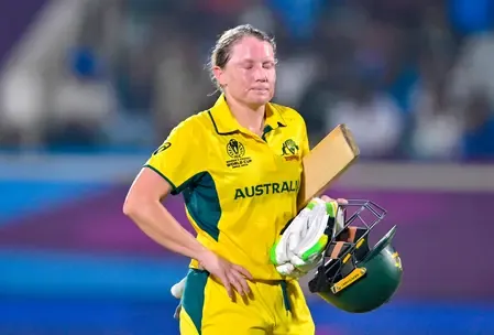 Women's World Cup: Healy, Sutherland outshine Mandhana, Rawal as Australia beat India in close clash (Ld)