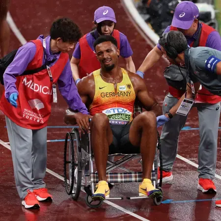 How Did Exhausted Neugebauer Overcome Pain to Secure Decathlon Gold?