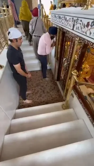 गौतम गंभीर ने टी20 वर्ल्ड कप 2026 जीतने के बाद गुरुद्वारे में की प्रार्थना