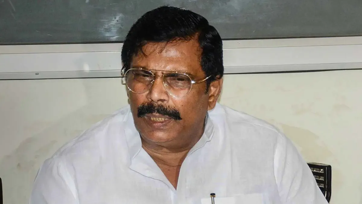 Anand Mohan Open to Nishant Kumar Joining Politics