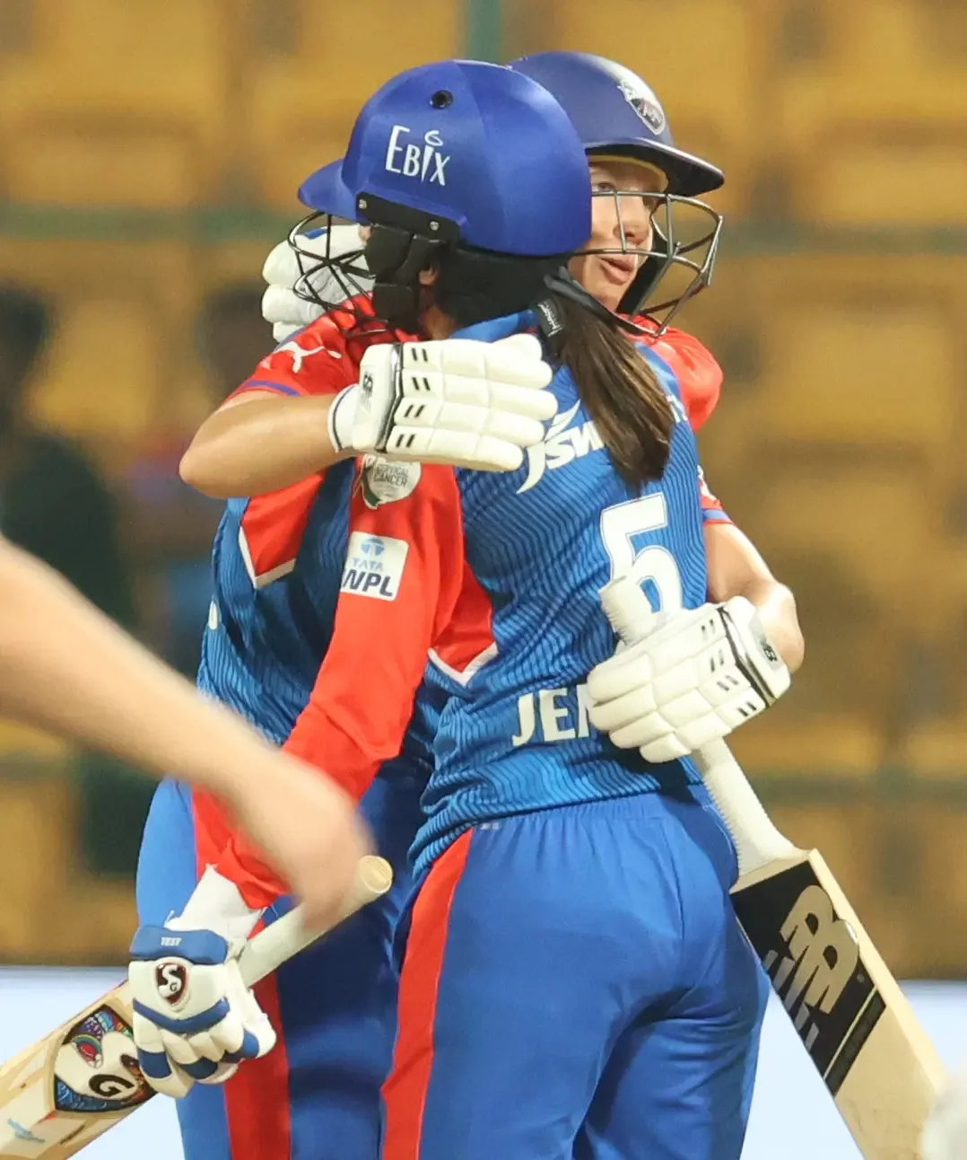 WPL 2025: All-round Performance Sees Delhi Capitals Defeat Mumbai Indians by Nine Wickets