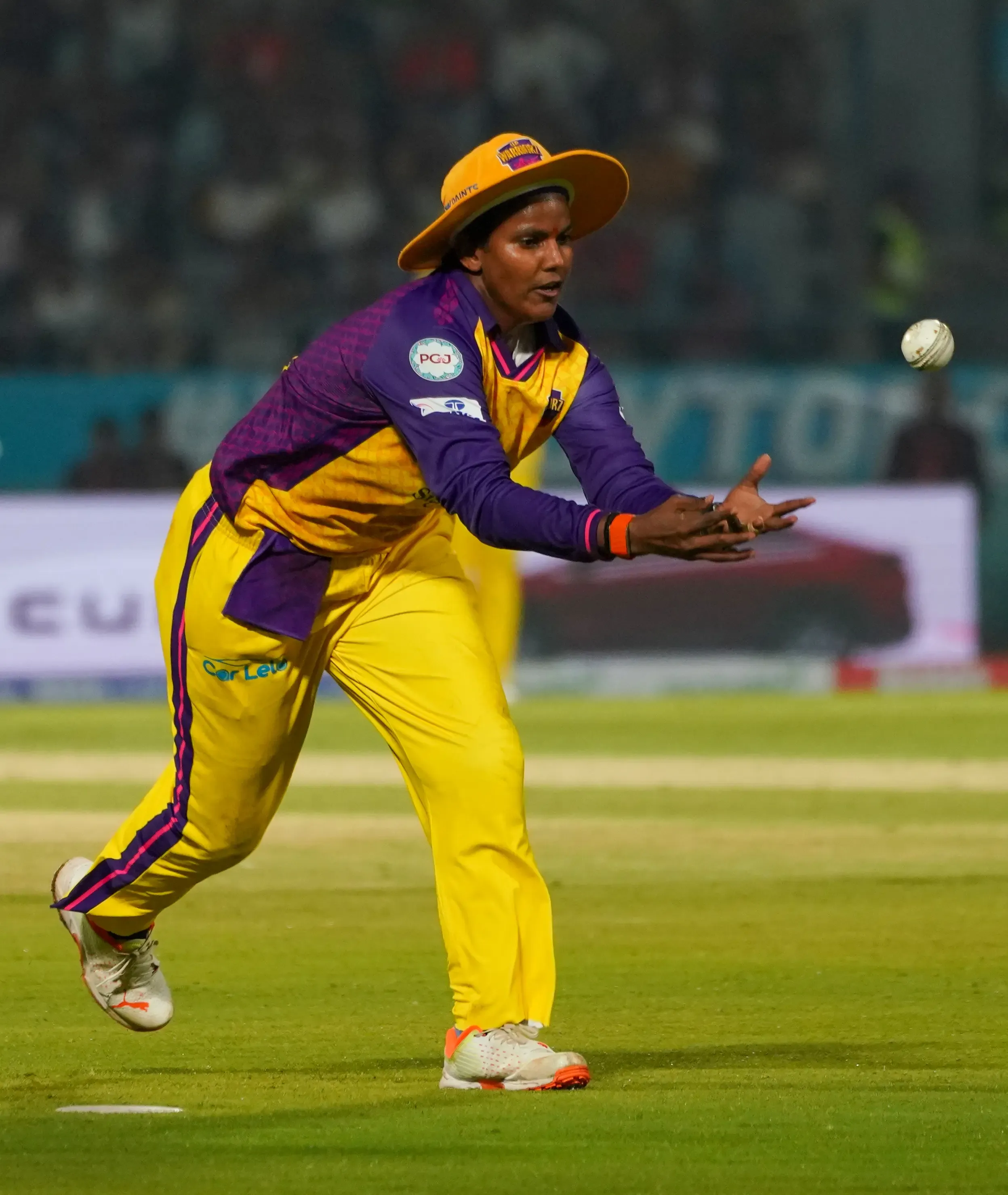 क्या डब्ल्यूपीएल 2026 में दीप्ति शर्मा और लौरा वोल्वार्ड्ट को रिलीज करना सही था?