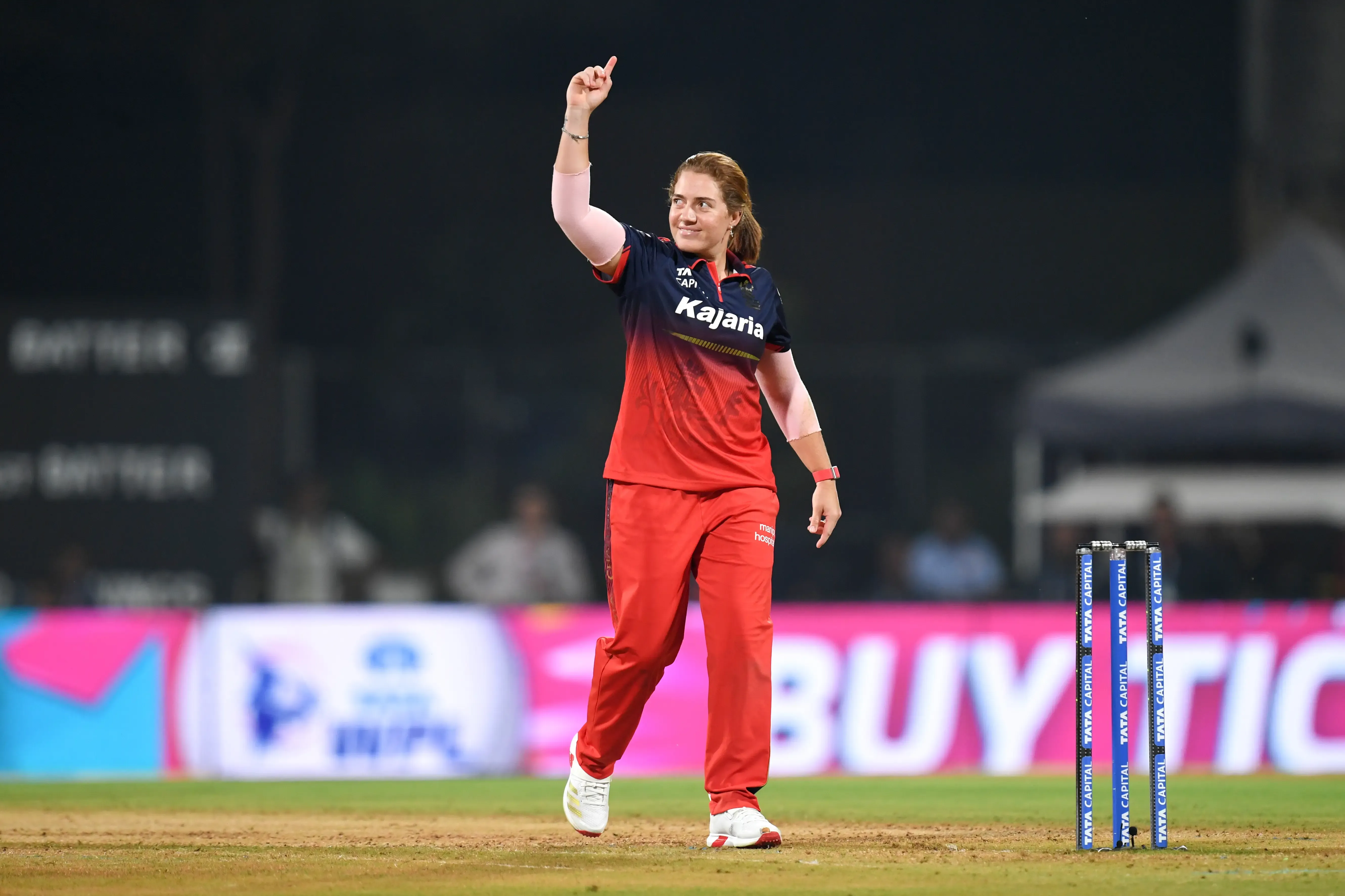 क्या नादिन डी क्लार्क ने डब्ल्यूपीएल में 8 विकेट लेकर एक नया रिकॉर्ड बनाया?