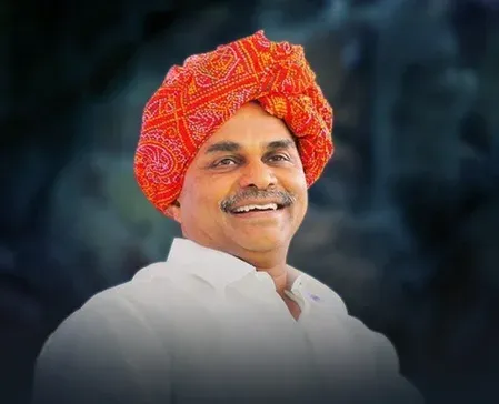 वाईएस राजशेखर रेड्डी के जयंती पर मल्लिकार्जुन खड़गे सहित कांग्रेस नेताओं ने दी श्रद्धांजलि