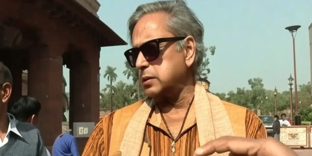 क्या इंडिगो यात्रियों के साथ हो रही परेशानी चिंताजनक है? शशि थरूर