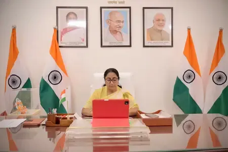 What Actions is Delhi CM Rekha Gupta Taking Regarding the Yamuna Flood?