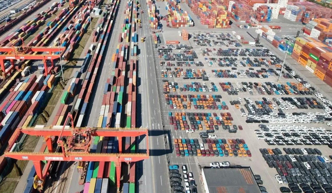 यांग्त्जी डेल्टा में समुद्री-रेल परिवहन ने तोड़ा रिकॉर्ड, 10 लाख TEU का आंकड़ा 14 दिन पहले पार