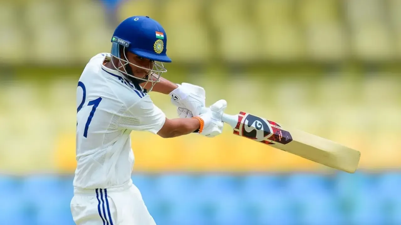 Yashbardhan Chauhan's 122 & 2 wickets seal India U-19 series vs Australia
