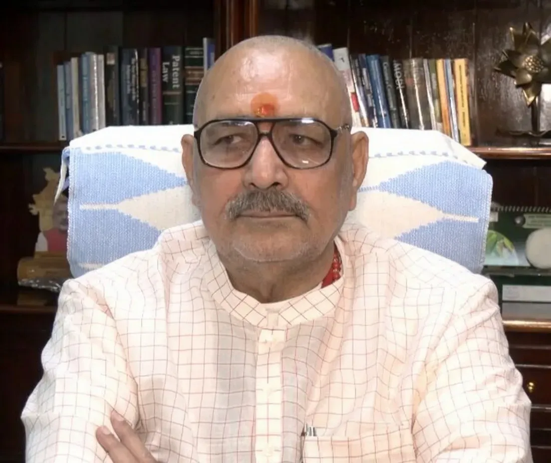गिरिराज सिंह का इंडिया गठबंधन पर हमला: 'यह ठगबंधन है, कई दलों का जनाधार सिर्फ कागजों पर'