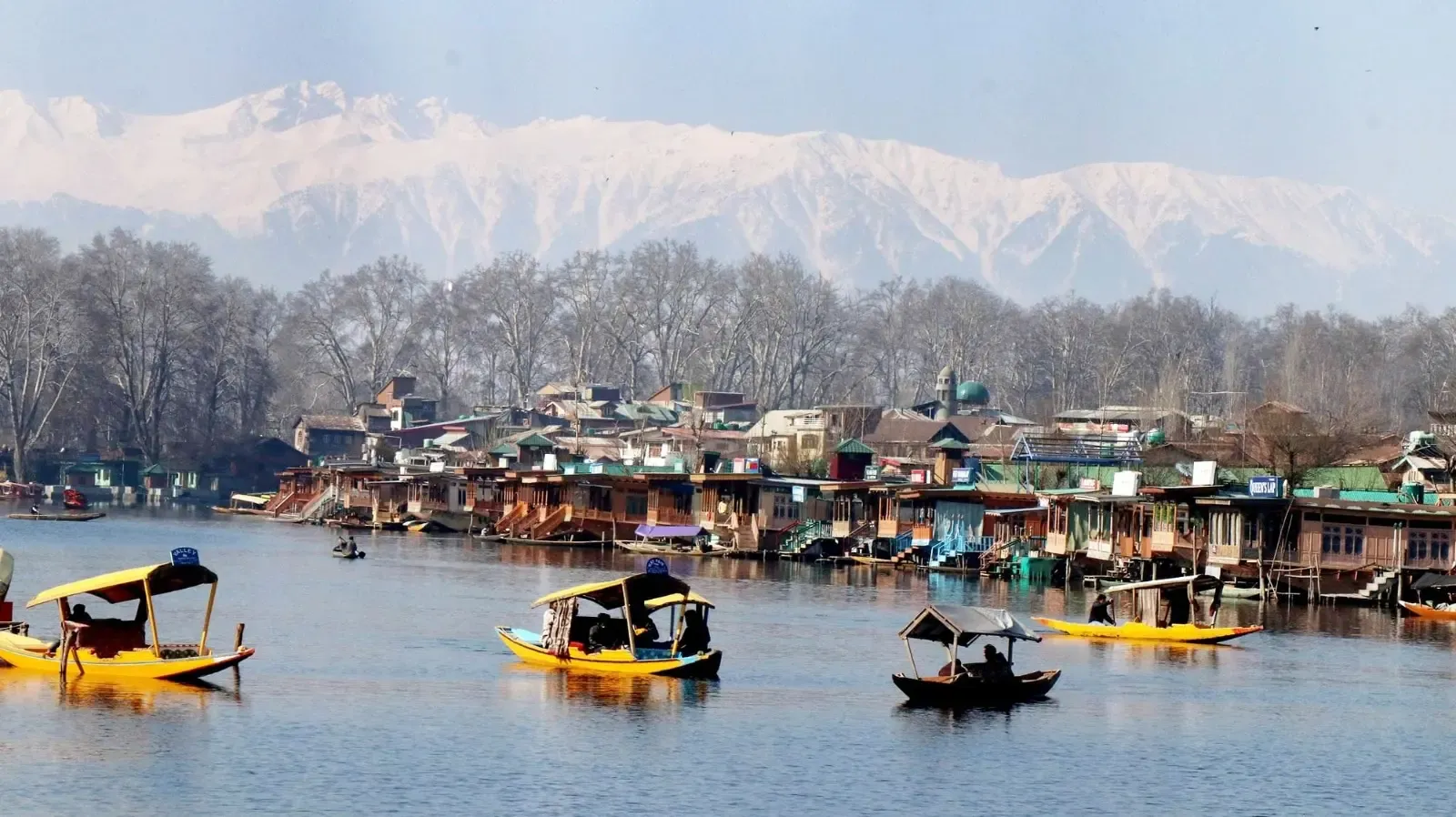 Yellow Alert as MeT Predicts Rain and Snow in J&K