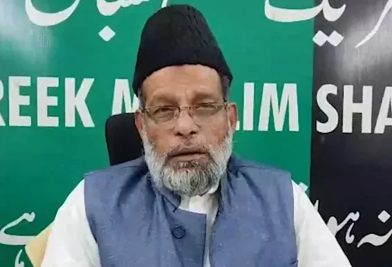 रामदेव के 'हिंदू राष्ट्र' बयान पर मुस्लिम समुदाय का पलटवार: 'देश संविधान से चलेगा, हम नहीं डरते'