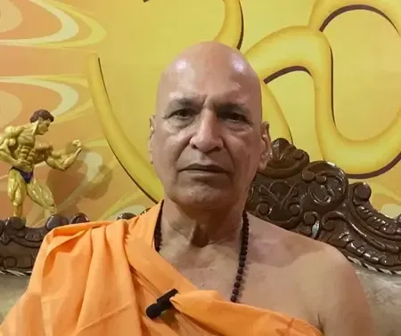 क्या योग हर समस्या का समाधान है? पीएम मोदी का श्रेष्ठ उदाहरण: स्वामी भारत भूषण