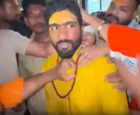 Why Was a Youth Arrested for Concealing His Identity at Mahakal Temple in Ujjain?