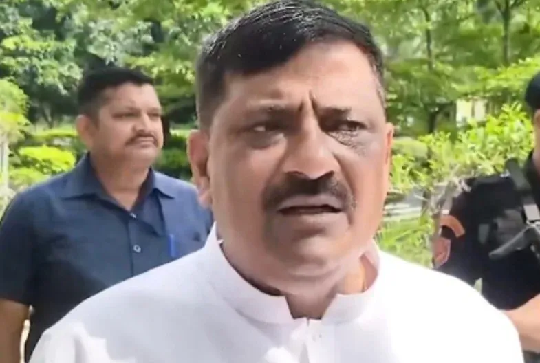 जंतर मंतर विरोध में शरारती तत्व घुसे थे, दुबई से भेजे गए लोग: JDU के संजय झा