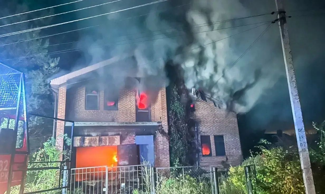 जापोरिज्जिया में रूसी हमले: 2 की मौत, 14 घायल; जेलेंस्की ने ट्रंप से 'लिंडसे ग्राहम कानून' लागू करने की माँग की