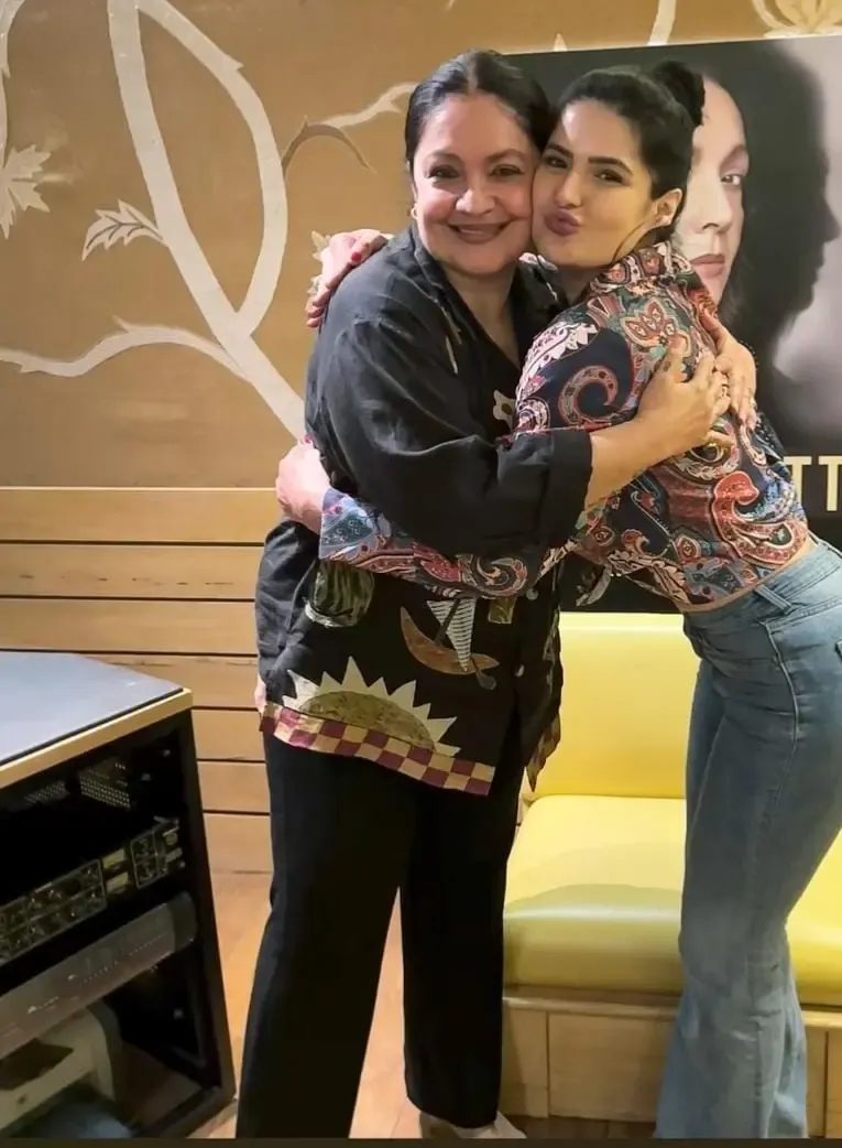 Zareen Khan Admits Pooja Bhatt is Her Daily Woman Crush