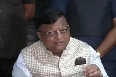 Bengal CEO vows zero tolerance on EVM tampering, repoll where needed