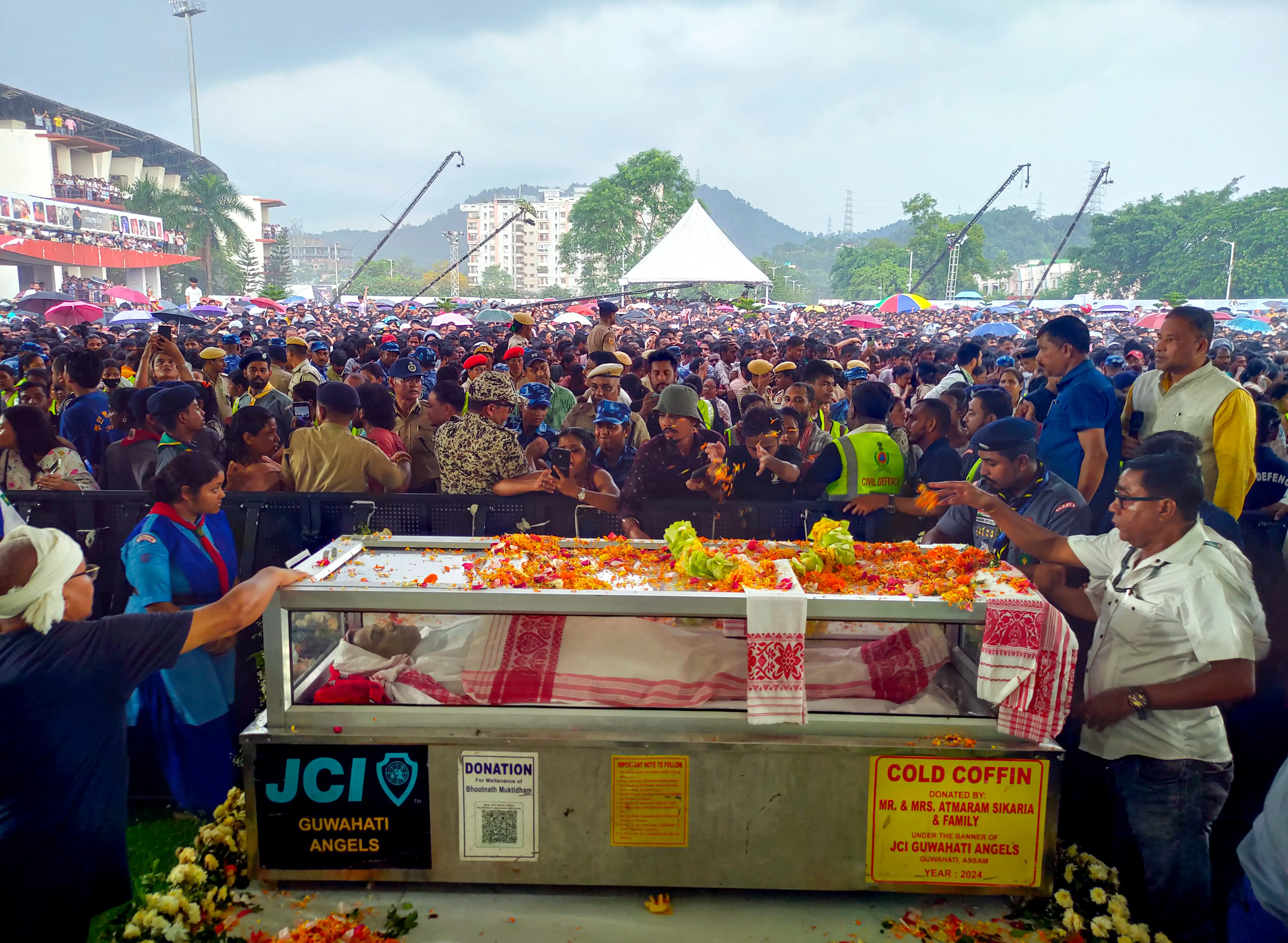 Have the final respects for Zubeen Garg been paid?